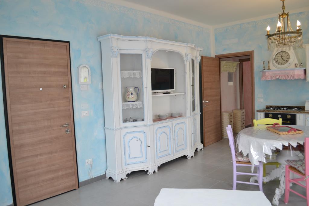 Le Bouganville Apartment Desenzano del Garda Exterior photo